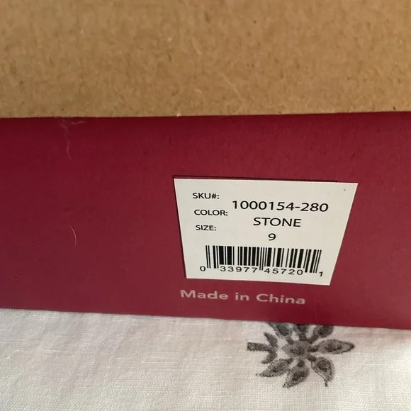 Muk Luks Beige Suede Ankle Boots NEW in Box’s - Picture 8 of 10